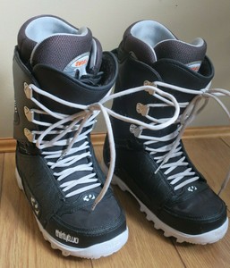 snowboard boots 8.5
