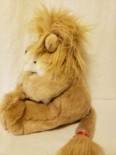 Vintage Lion & the Lamb Plush 1994 13" Seated - Picture 6 of 8