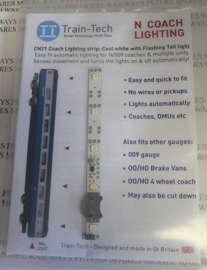 Train-Tech CN21 Coach Lighting Strip: Cool White With Flashing Tail Light N