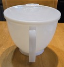 Vtg. Tupperware Mix N Store 8 Cup Measuring Bowl W/ lid Baking Red Blue — photo 2