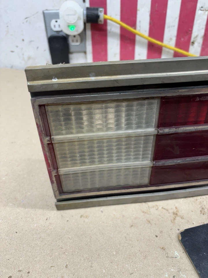 1980 81 82 83 84 85 AMC Eagle Taillight Tail Light Project Core Needs Cleaning - Image 2 of 4