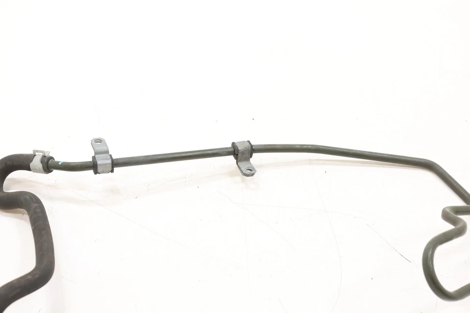 Manguera de dirección asistida Nissan Titan 2021 Foto 3 de 4