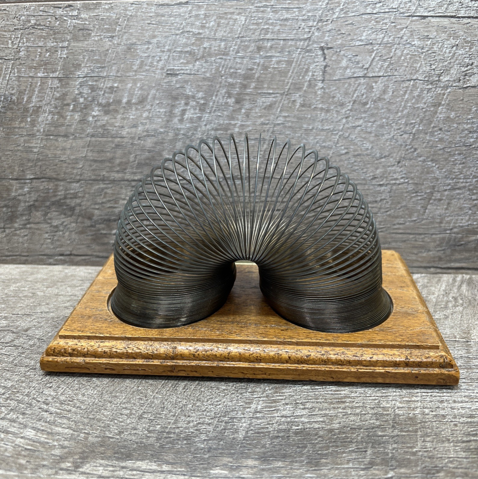 Vintage Metal Gold Toned Slinky & Wooden Tray Holder - Rare Estate Find!