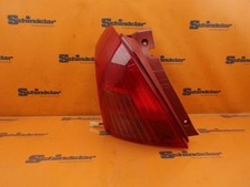 Rückleuchte aussen links E131357 SUZUKI SWIFT III (EZ, MZ) 1.3
