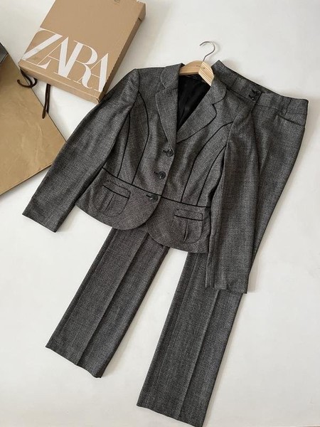 Women Betty Barclay Suit Grey XS