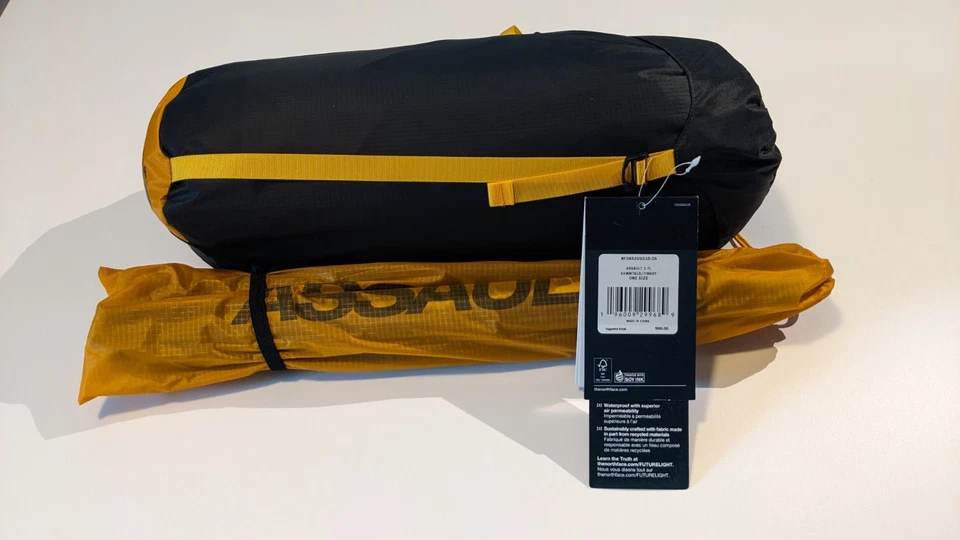 THE NORTH FACE Assault 3 FUTURELIGHT Tent Summit Gold 3+ Season NWT $900 Rtl - Image 2 of 4