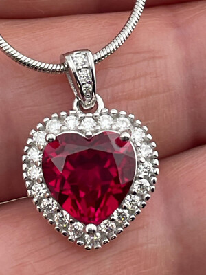 Natürlicher 2 kt Rubin Herz Anhänger Gold Vermeil Diamant Herz Halskette Valentinstag