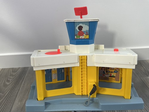 Fisher Price Little People Jetport #933 Airport Airplane 1980 Vintage-11 Pieces - Picture 7 of 18