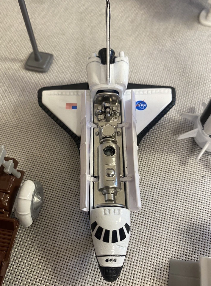 Vintage disney world Wowtoyz Space Explorer Backpack playset Space Orbiter USA - Image 4 of 4