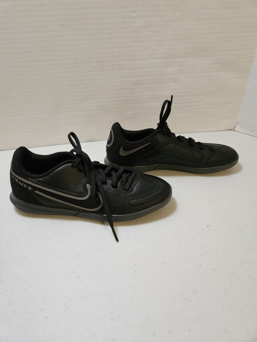 Nike Tiempo Legend 9 Club IC Black Indoor Soccer Shoe Sneaker Lace Up Men 6 Nike Tiempo Legend 9 Club IC Indoor Soccer Shoes Black  main image 4