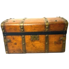 Old Jenny Lind Trunk Brass Bands Brass Lock Brass Buttons Antique Civil War Era