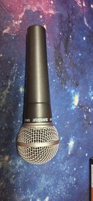 SM58 Shure Mic no dents, clip and bag, good condition