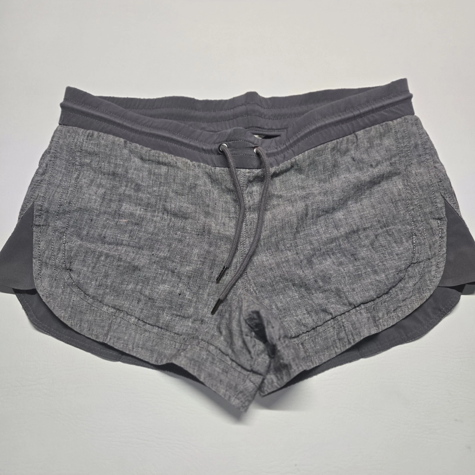 Athleta Womens Gray Bali Linen Shorts Size 8 Drawstring