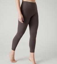 NWT Athleta Salutation 7/8 Stash Pocket Tight M/P Medium Truffle Brown Yoga