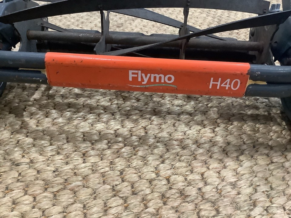 Flymo H40 Push Mower Lawn Hand Mower ABBOTSFORD SYDNEY Free Catcher ...