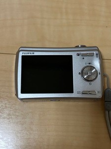 Fujifilm F100 | eBay