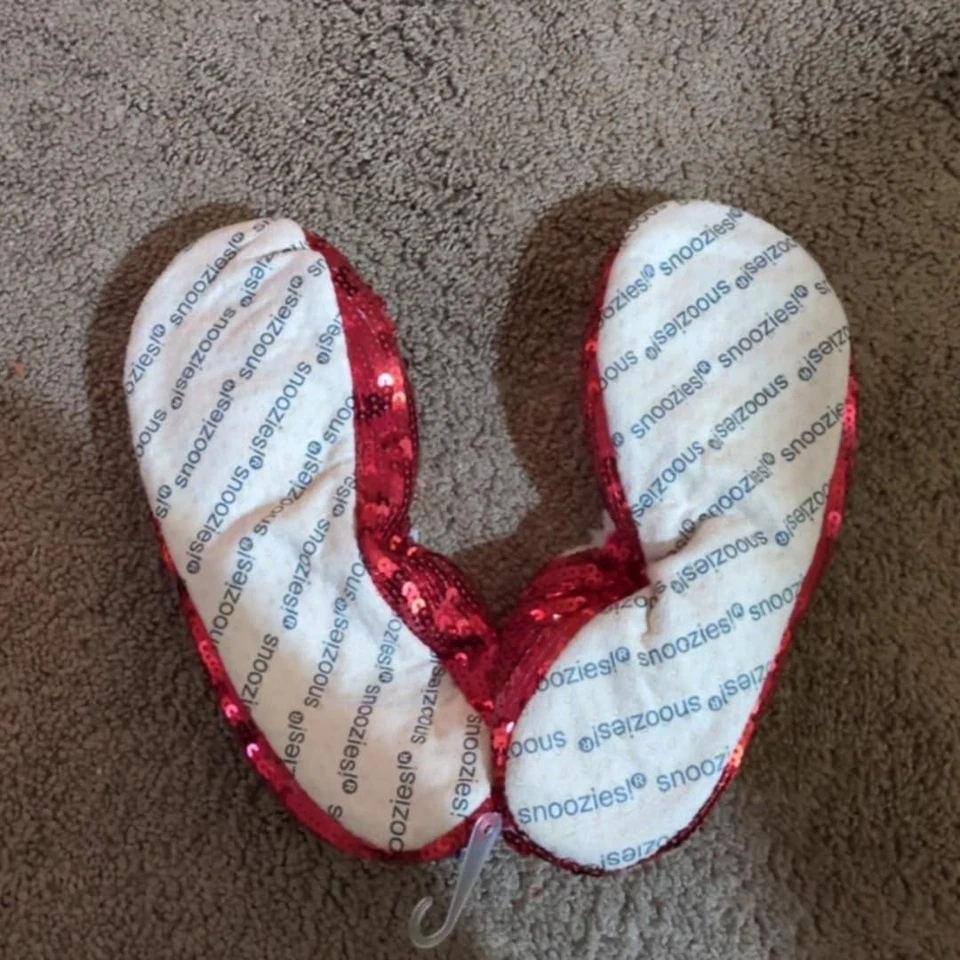 Snoozies Womens Slippers Sz Small Red Sequin Bow Fleece Lined Ballet Flat Style - Image 2 of 2