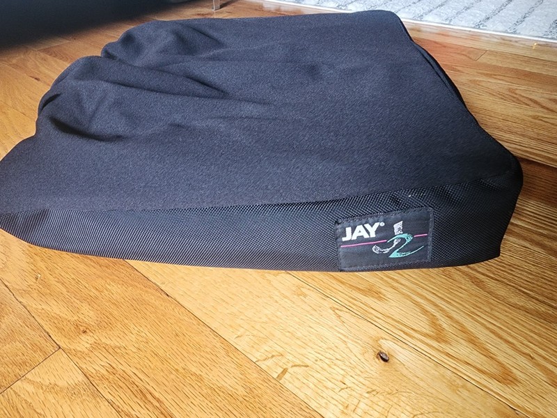 JAY J2 Deep Contour Wheelchair Cushion 16” W × 18” D - Read Description
