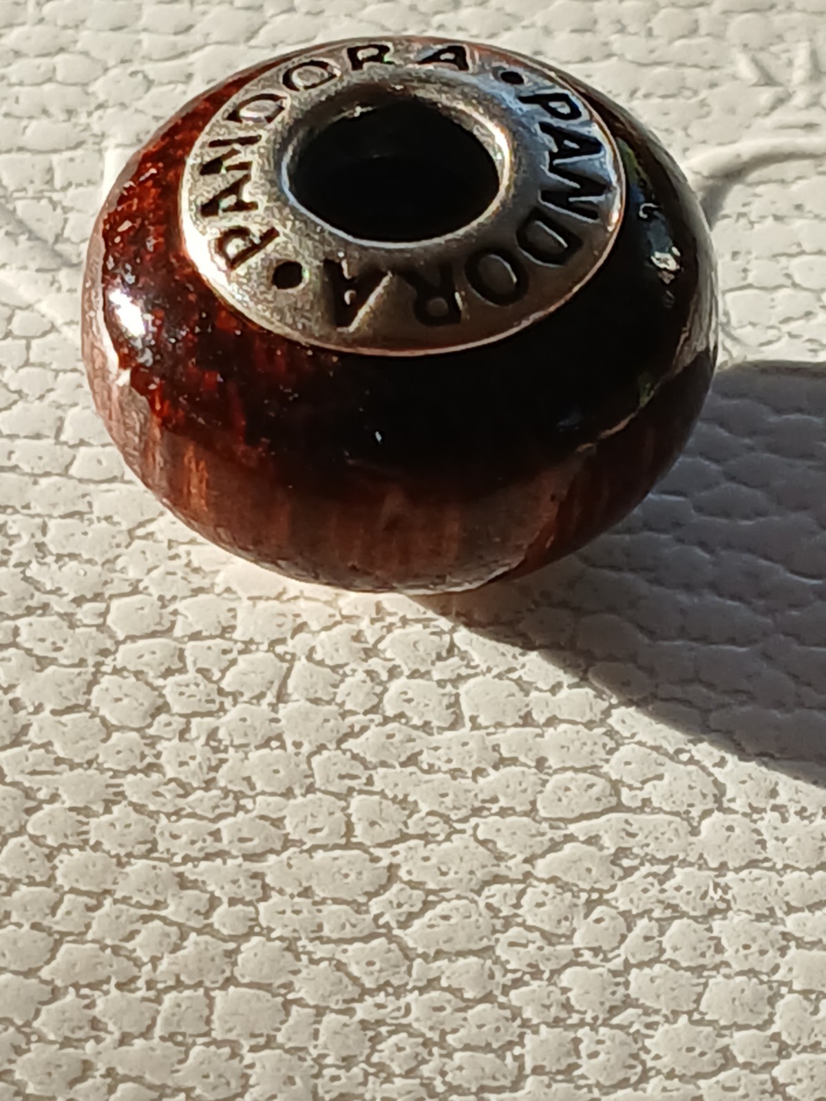 Original  Pandora Element, Charm Holz, dunkel, retired