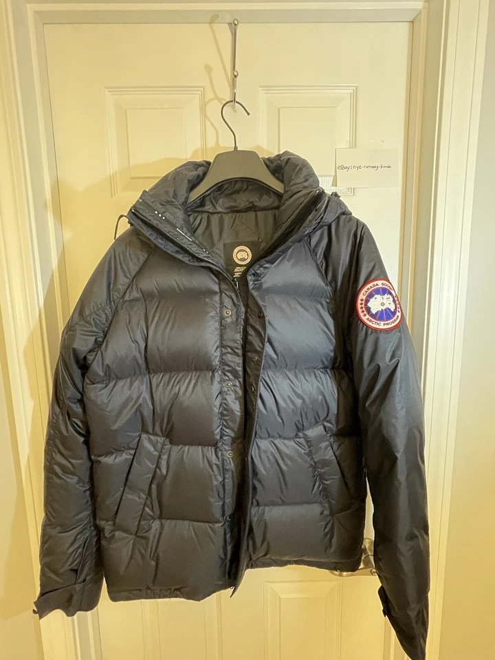 Auténtico acolchado Canada Goose Approach para hombre apenas usado - pequeño, negro Foto 2 de 4