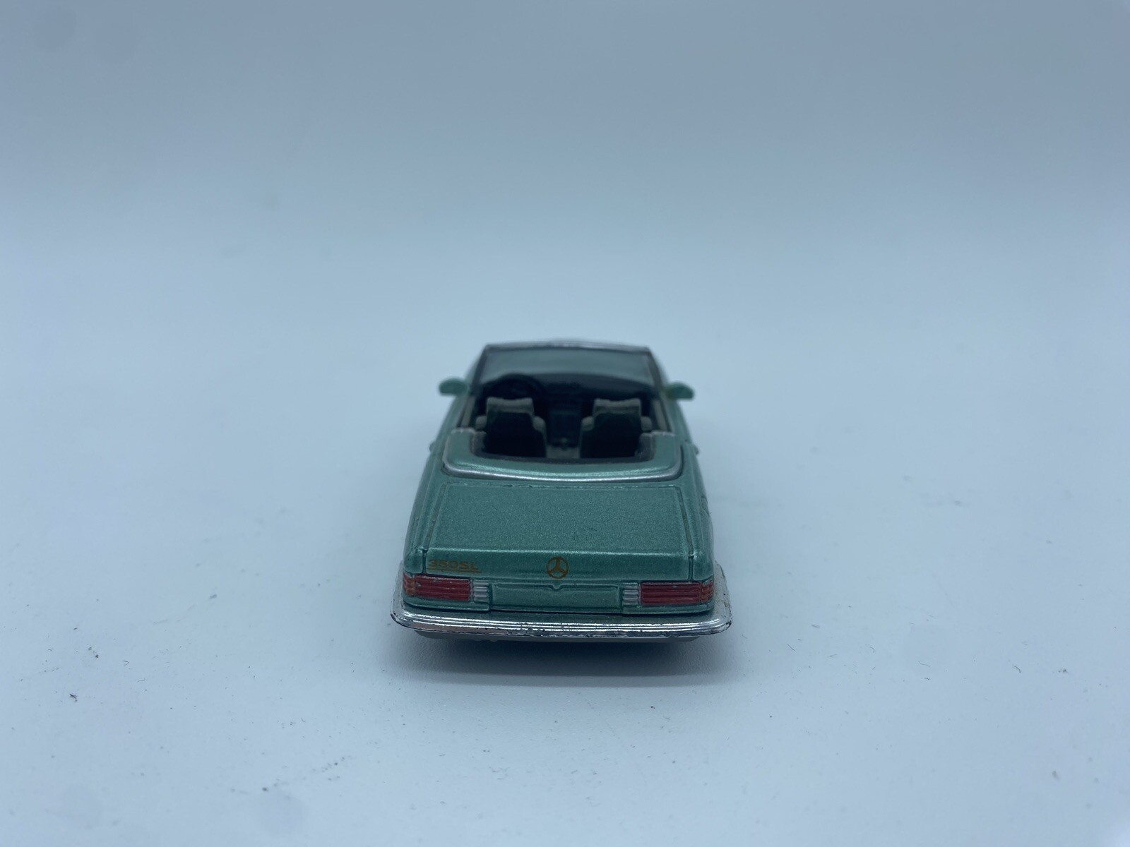 Picture 3 of 4