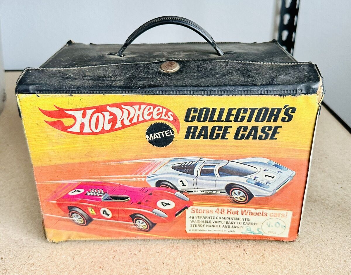 1969 Hot Wheels Redline 48 Car Collectors Race Case #4977 w 1969 Hot Wheels Redline 48 Car Collectors Race Case #4977 w