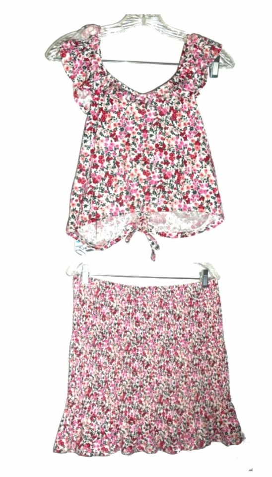 Conjunto de 2 piezas de top crujiente y falda fruncida floral rosa y rojo casi famoso XL NUEVO CON ETIQUETAS Foto 2 de 4