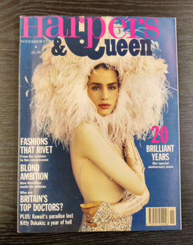 Harpers & Queen Magazine: November 1990 - Julie Anderson - Afbeelding 1 van 2
