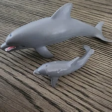 Safari Ltd DOLPHIN Marine Animal Figure Calf Lot Of 2, 2006 Ocean Fish Wildlife 