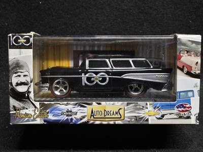 M2 Machines Auto-Dreams 1957 Chevrolet Nomad