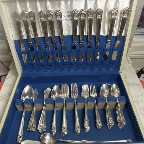 De colección 1847 Rogers Bros. America’s Finest Silverplate 78 Ct. Nuevo de Lote Antiguo Nunca Usado. - Imagen 1 de 12