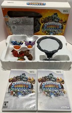 Skylanders Giants Starter Pack Wii Game Portal with Figurines Manual And Games