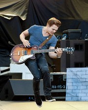 Hunter Hayes performs at 2014 Bayou Country Superfest at LSU Tiger- Old Photo 23