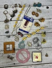 Vintage As Is Costume Jewelry Wear Junk Art Craft Lot Necklaces Plastic Broke 🩷