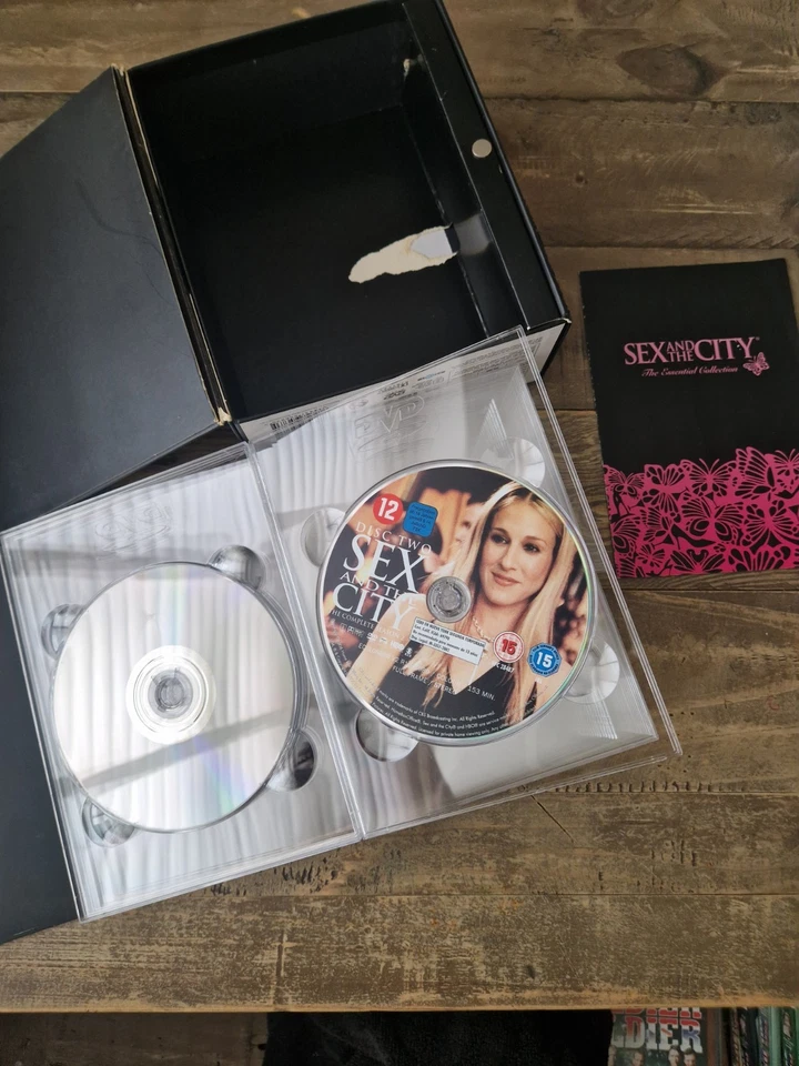 Sex And The City The Essential Collection Dvd Box Set  - Image 3 of 3
