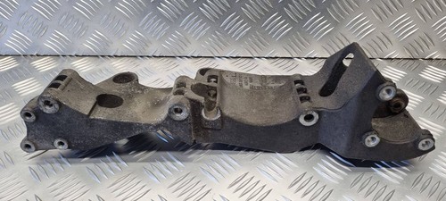 Volkswagen Golf IV 2002 Halterung Lichtmaschine 045903143C Diesel 110kW TPT73811