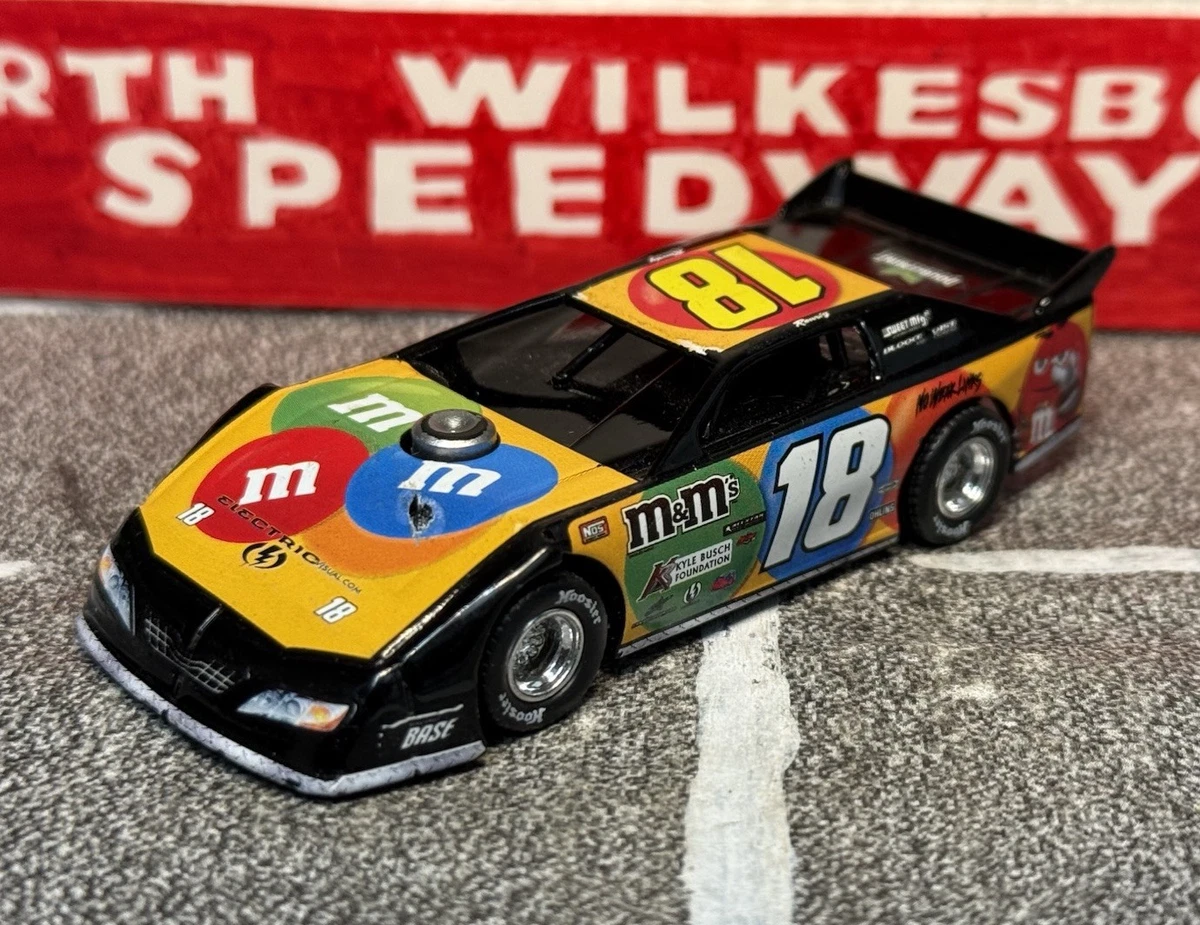 Kyle Busch Diecast NASCAR 2011 Vehicle Year for sale | eBay