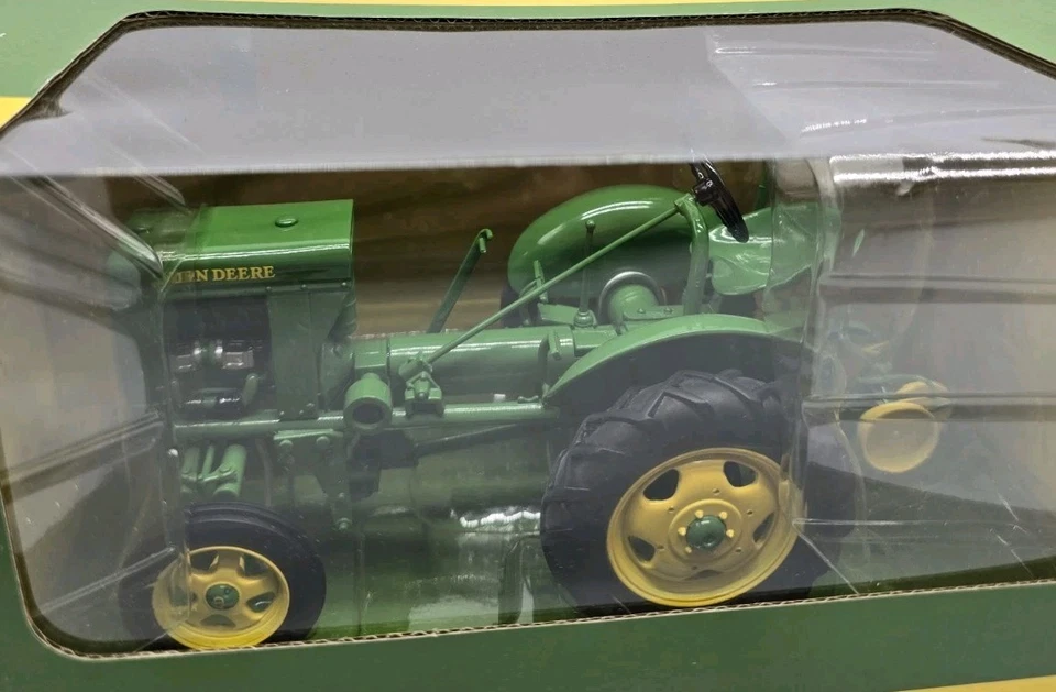 SpecCast John Deere 1938 MODEL "L" Unstyled Tractor with L-1 Integral Plow 1/16 - Image 4 of 4