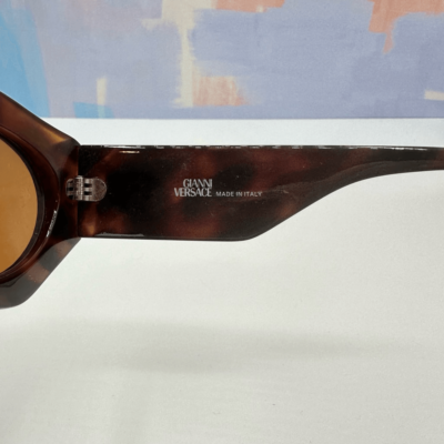 Versace Vintage Brown Frame Gold Madusa Sunglasses | eBay display picture 3