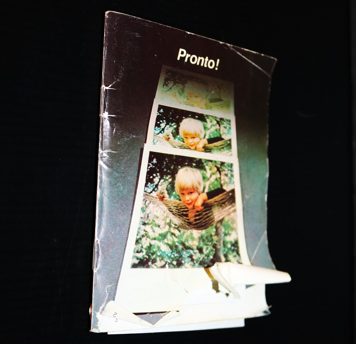 VTG 1976 Polaroid PRONTO! Land Camera (Red button) w/ multiple