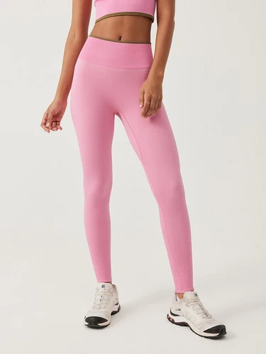 Outdoor Voices Women's Seamless Rib 7/8 Leggings Bubblegum Pink NWT sz Medium