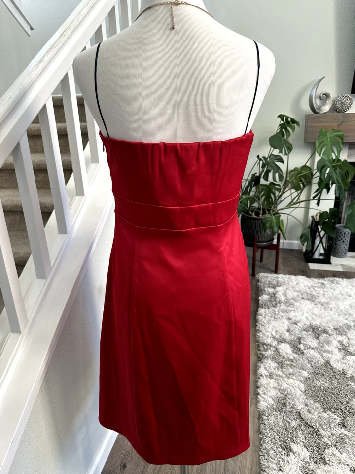 Vestido de Noche Rojo Satinado Sin Tirantes Talla 10 NUEVO con Etiquetas Sangría Mujer Junior Foto 2 de 2