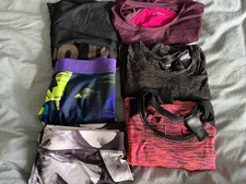 Set mit Sportkleidung für Damen in Größe M/L