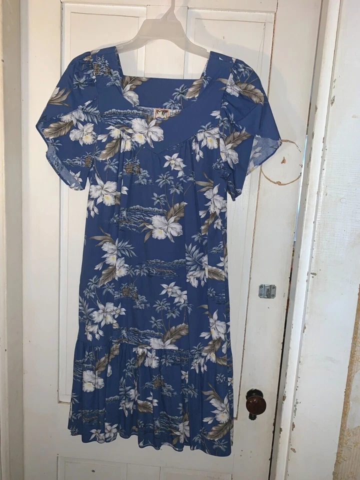 Vintage_Hawaiian Togs_Muu Muu_Salón_Vestido_Floral_Azul-M BUSTO=34-38 Foto 2 de 4