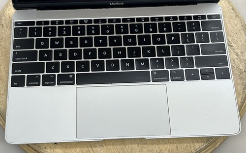 MACBOOK A1534 12" RETINA MID-2017 1.2GHZ DUAL-CORE M3 8GB RAM 256GB NVMe *LEER - Imagen 2 de 13