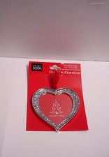New ORNAMENT PICTURE FRAME Heart SILVER GLITTERING Fit Photo 2.5  W x 2.5"H