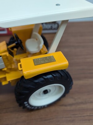 1/16 Ertl Farm Toy Minneapolis Moline G750 Tractor W/ Canopy
