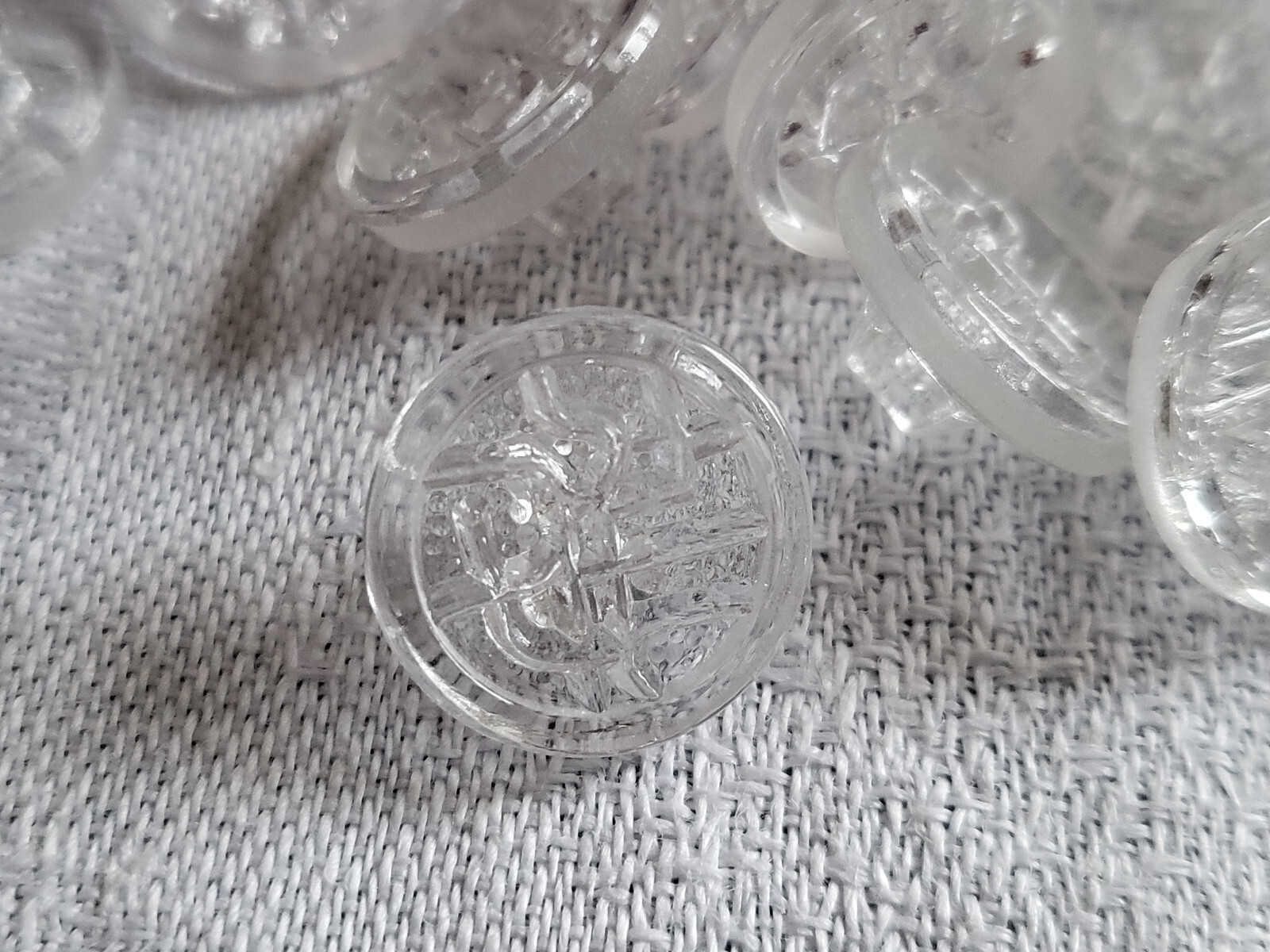 Lot De 6 Boutons Vintage Marron Incurvés Motif Creusé - Diamètre 2,2 Cm - Occasion France