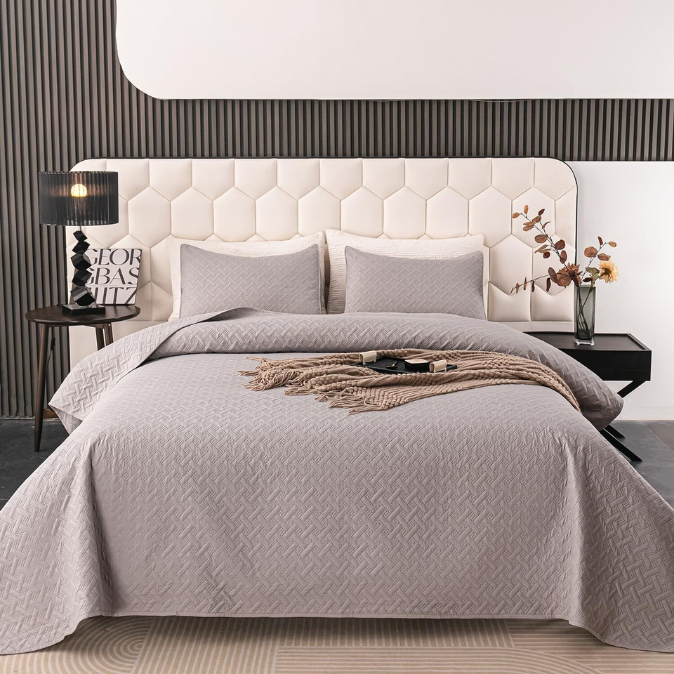 FLYMME King Size Quilt Bedding Set Light Grey Lightweight Bedspreads