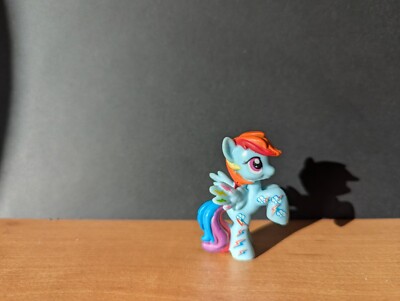 ''Rainbow Dash (Rainbowfied)'' My Little Pony G4 Blind Bag Minifigur 